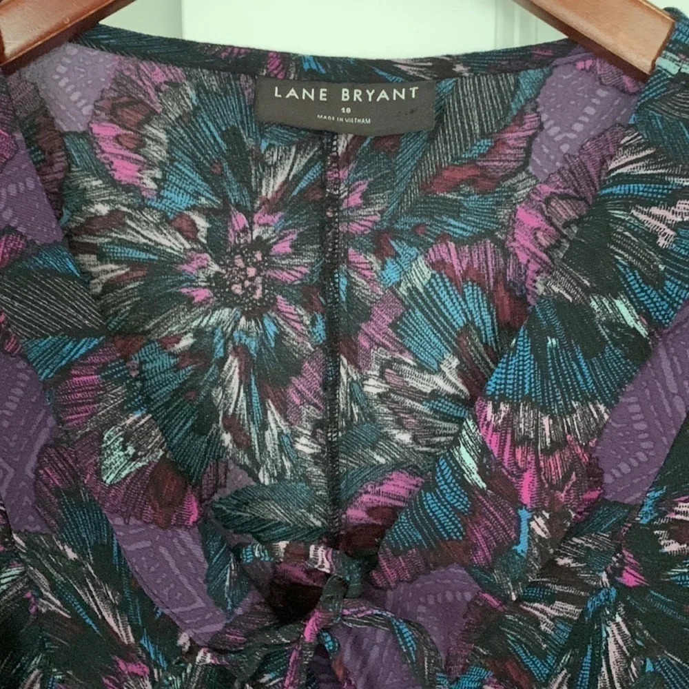 Lane Bryant Peplum Blouse Short Sleeve Purple Black Tie Front Size 18 goth - Picture 2 of 10